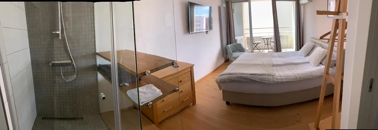 Mr And Mrs Bright 5 Apartment Ljubljana Slovenia